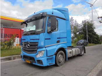 Tractor MERCEDES-BENZ Actros 1842