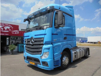 Tractor MERCEDES-BENZ Actros 1842