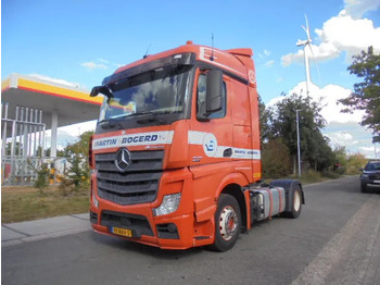 Tractor MERCEDES-BENZ Actros 1842