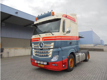 Tractor MERCEDES-BENZ Actros 1845