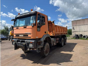 Caminhão basculante IVECO EuroTrakker
