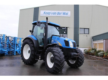Trator NEW HOLLAND T6000