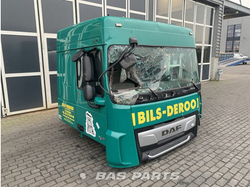 Cabine e interior de Caminhão DAF XF106: foto 2