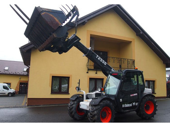Empilhador telescópico BOBCAT