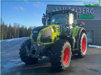 Trator CLAAS Axion 810