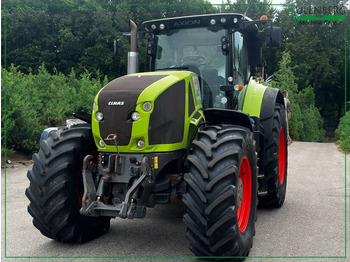 Trator CLAAS Axion 950