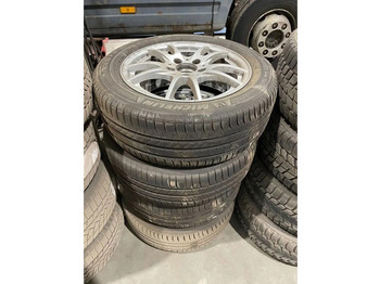 Jantes e pneus MICHELIN