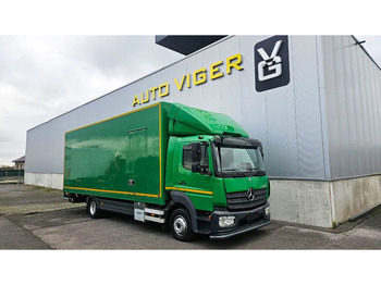 Caminhão MERCEDES-BENZ Atego 1018
