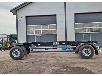 Reboque transportador de contêineres/ Caixa móvel KRONE