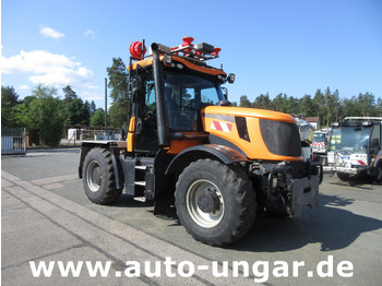 Trator JCB