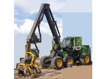 Harvester JOHN DEERE