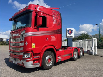 Tractor SCANIA S 650