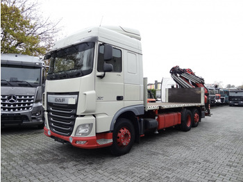 Caminhão grua DAF XF 440