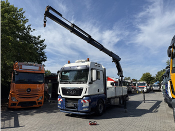 Caminhão grua MAN TGX 26.440