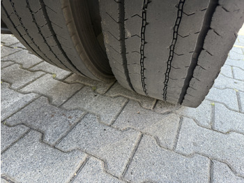 Tractor Daf LF 220.13 Kran Hiab 111 E-3 HiDuo: foto 3 Tractor Daf LF 220.13 Kran Hiab 111 E-3 HiDuo: foto 3