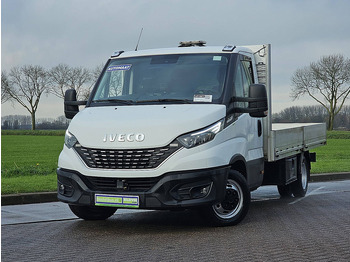 Furgão caixa aberta IVECO Daily 35c18