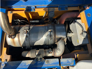 Escavadora de rastos Hyundai ROBEX145LCR-9A: foto 5