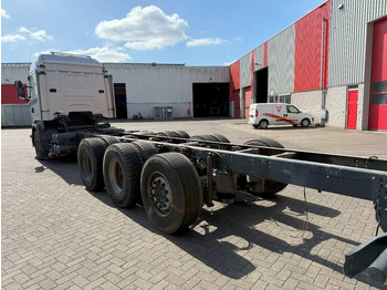 Caminhão chassi Scania R490 / 8X4 / ENGINE RUNNING / RETARDER / 9 TON FRONT AXLE / LIFT+LENKACHSE / AUTOMATIC / EURO-6 / 2017: foto 3