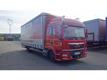 Caminhão com lona MAN TGL 12.250
