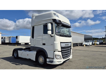 Tractor DAF XF 530