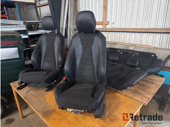 Automóvel MERCEDES-BENZ