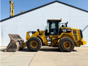 Carregadeira de rodas CATERPILLAR 950M
