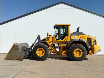 Carregadeira de rodas VOLVO L110H