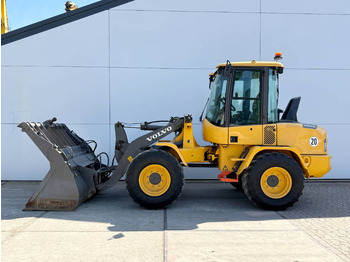 Carregadeira de rodas VOLVO L30G