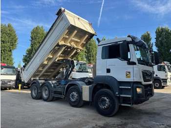 Caminhão basculante MAN TGS 32.420