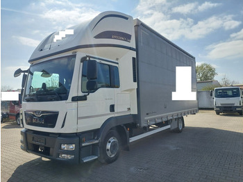 Caminhão com lona MAN TGL 8.220