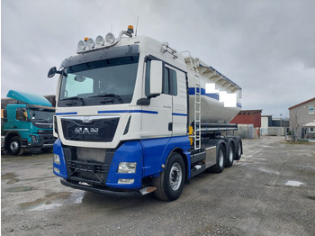 Caminhão MAN TGX