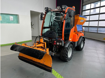 Veículo utilitário elétrico KUBOTA
