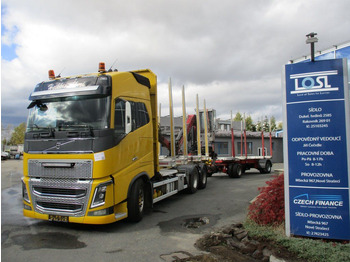 Caminhão florestal VOLVO FH16 750