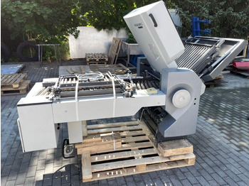 Máquina de dobrar papel