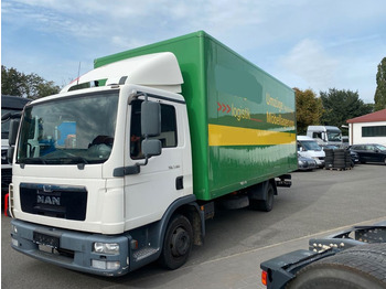Caminhão furgão MAN TGL 8.180