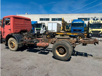 Caminhão chassi Mercedes-Benz 1626K Blatt/AP Achse V8: foto 3