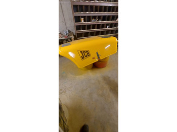 Capô JCB