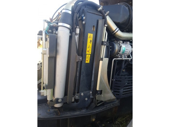 Radiador Mccormick X7.650 Engine Water Cooling Radiator 6516972m92: foto 3