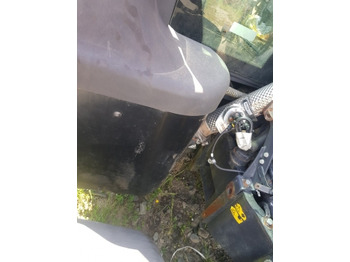 Silenciador/ Sistema de escape Mccormick X7.650, X7.660, X7.670, X7.640 Exhaust Box Silencer 6517872m93: foto 3