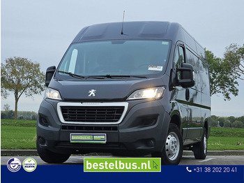 Furgão compacto PEUGEOT Boxer