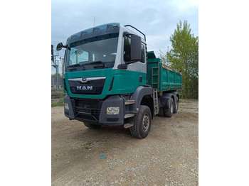 Caminhão basculante MAN TGS 26.500