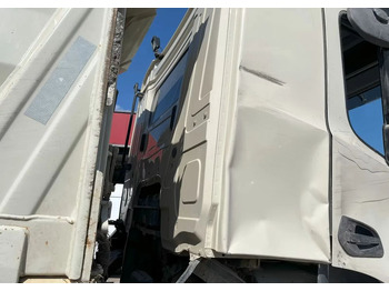 Caminhão basculante Mercedes-Benz Arocs 3246 / 8x4 / Trójstronna Wywrotka / Bordmatic / Euro 6 / Uszkodzony: foto 4