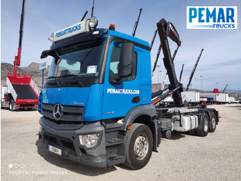 Caminhão transportador de contêineres/ Caixa móvel MERCEDES-BENZ Antos 2546