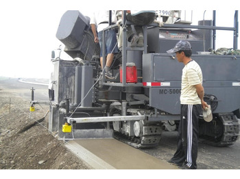 Pavimentadora de concreto nuevo Kinglink MC5000 Concrete slipform paver for road ditch and gutter: foto 2