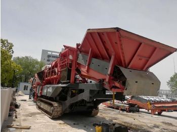 Britadeira móvel Sandvik UH440i Mobile Crushing Plant: foto 3