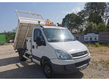 Furgão basculante IVECO Daily 35c11