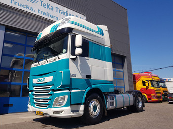 Tractor DAF XF 460
