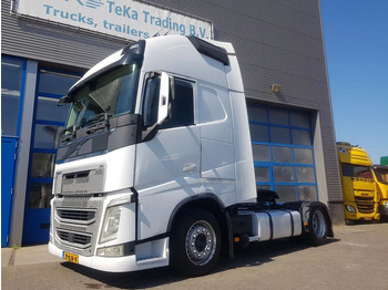 Tractor VOLVO FH 420