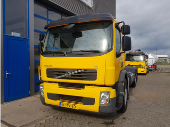 Caminhão chassi Volvo FE 320 6x2 Euro 5 290.000 km Retarder TÜV: foto 2