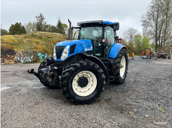 Trator NEW HOLLAND T7000